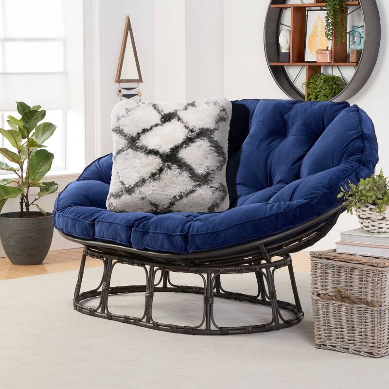 HomeRoots 20" X 20" Black And White Polyester Geometric Zippered Pillow