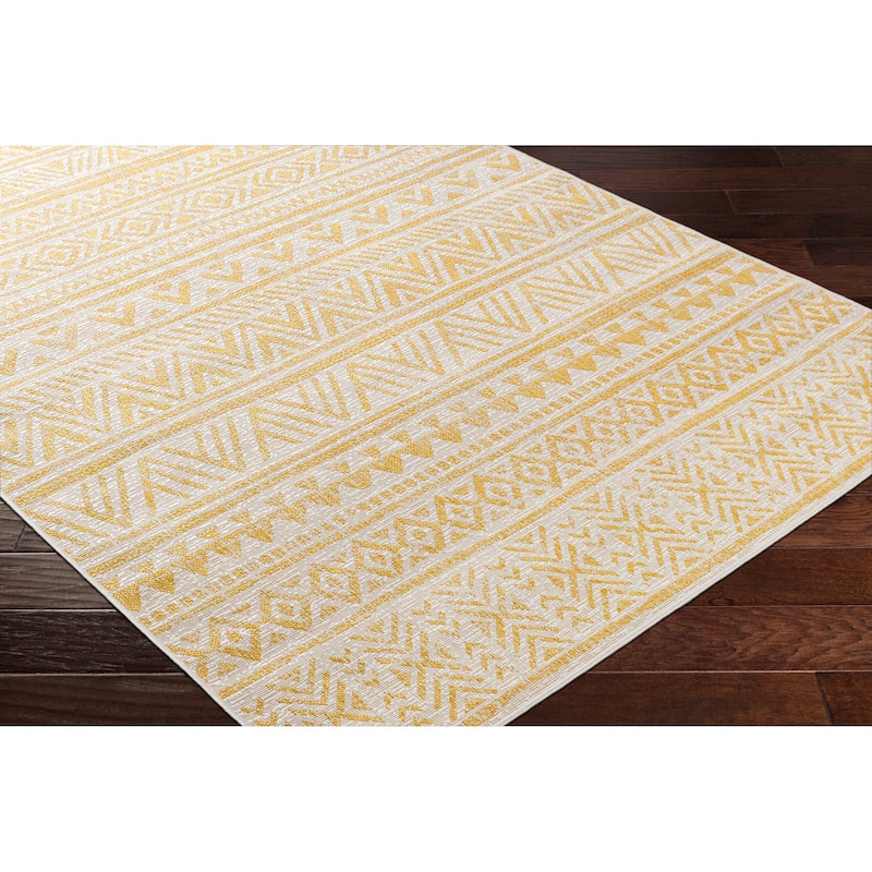 Livabliss Fortuna Traditional Medallion Area Rug