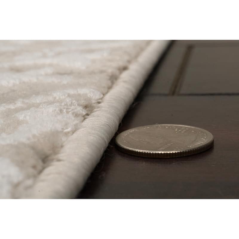 Dynamic Rugs Quartz Traditional Area Rug