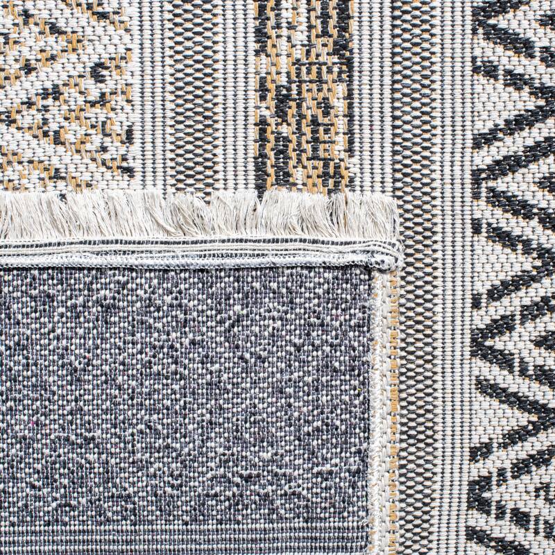 SAFAVIEH Augustine Astra Moroccan Fringe Rug
