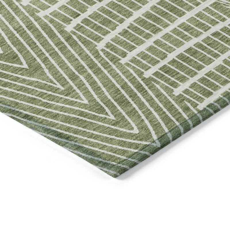HomeRoots Geometric Transitional Rectangle Outdoor Rug