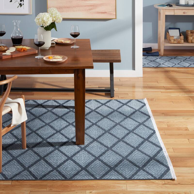 TOWN & COUNTRY EVERYDAY Rein Solid Diamond Everwash Washable Non-Slip Backing Area Rug - 6' 6" x 9' 6" - Blue
