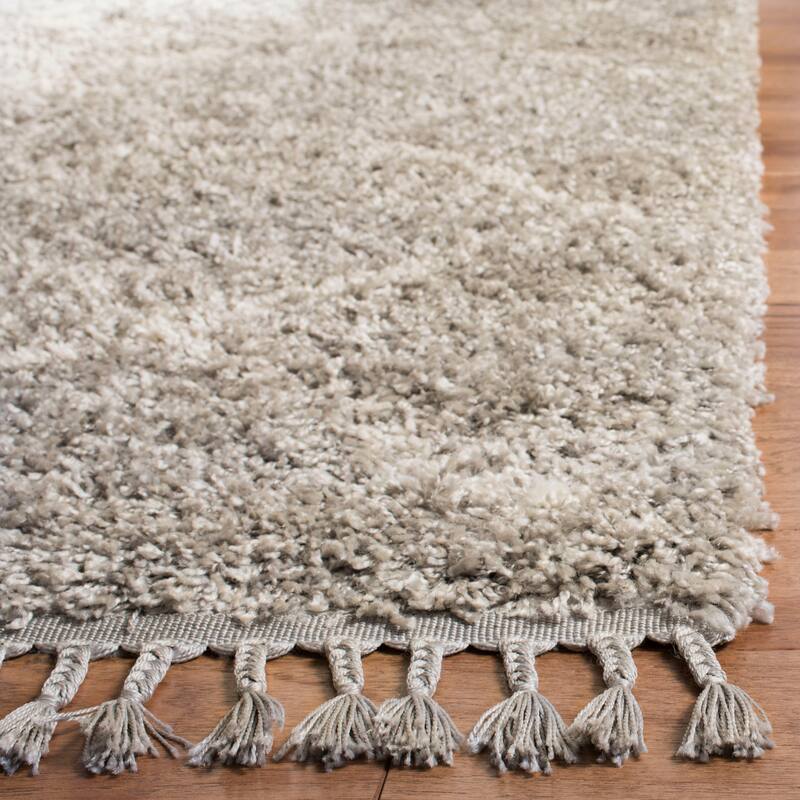 SAFAVIEH Pro Lux Shag Nazmije Moroccan Tassel 2.4-inch Thick