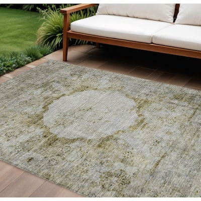 HomeRoots Oriental Traditional Rectangle Outdoor Rug