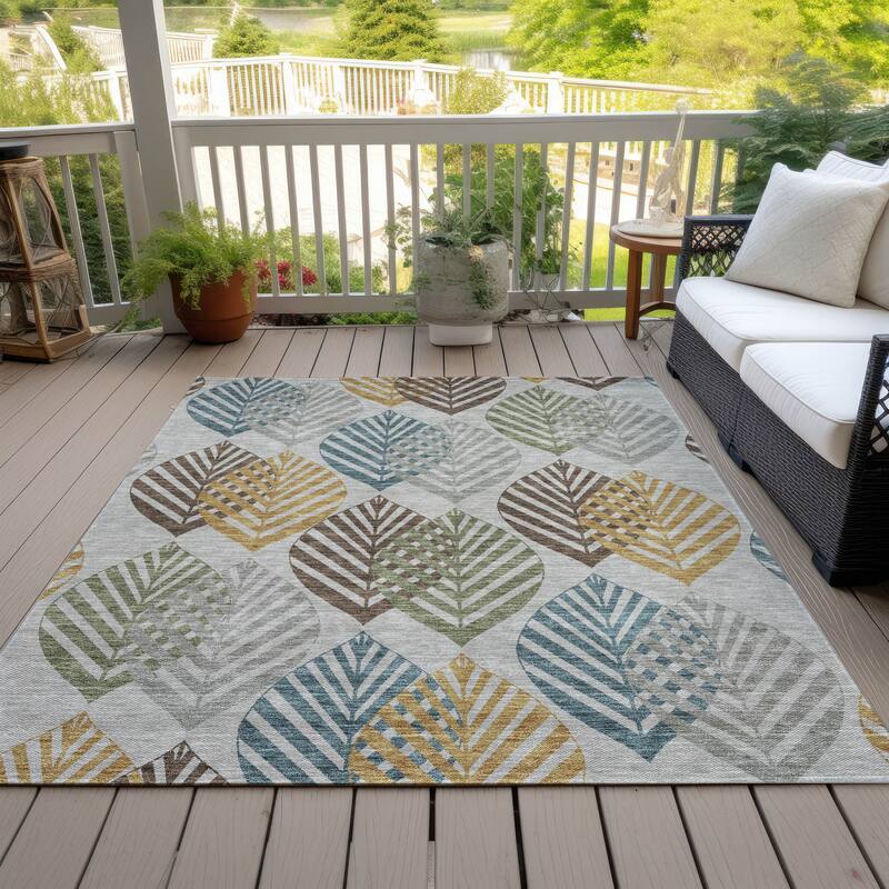 Machine Washable Indoor/ Outdoor Chantille Casual Palm Rug - Gray - 5' x 7'6"