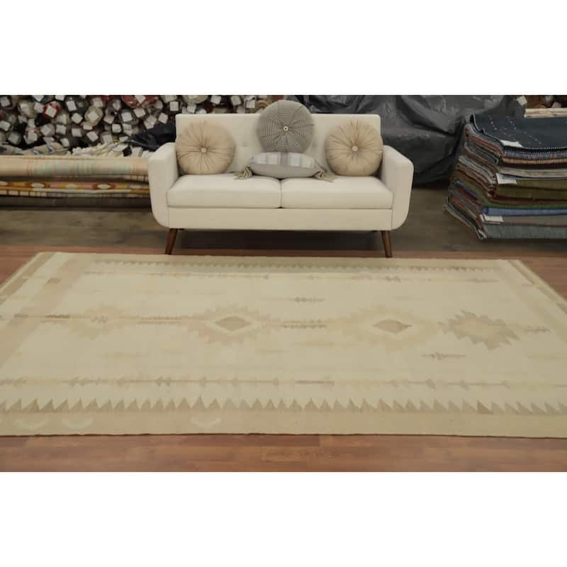 Hand Woven Oriental 100% Wool Carpet Southwestern Tribal Beige & Ivories Kilim Area Rug - 10' 0'' X 6' 8''