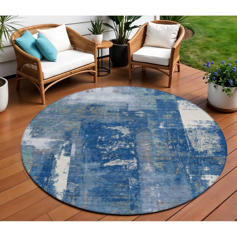 HomeRoots Abstract Transitional Rectangle Outdoor Rug - 8' Round