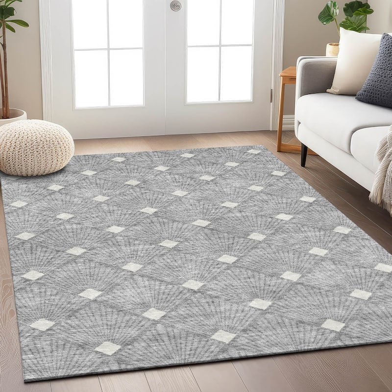 Machine Washable Indoor/ Outdoor Chantille Modern Shells Rug