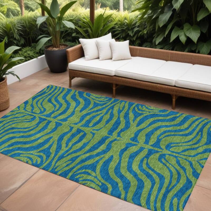 HomeRoots Animal Print Transitional Rectangle Outdoor Rug - 8' X 10'