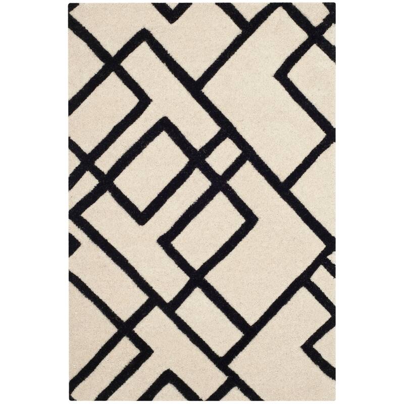 SAFAVIEH Handmade Soho Gulsevim Deco N.Z. Wool Rug - 2' x 3' - Beige/Black - Rectangle