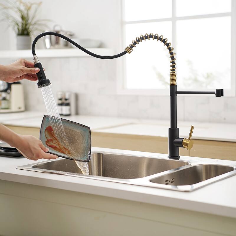 Matte Black and Brushed Nickel Single Handle Pull Out Sprayer Kitchen Faucet with Advanced Spray Kitchen Tap - Black and Gold