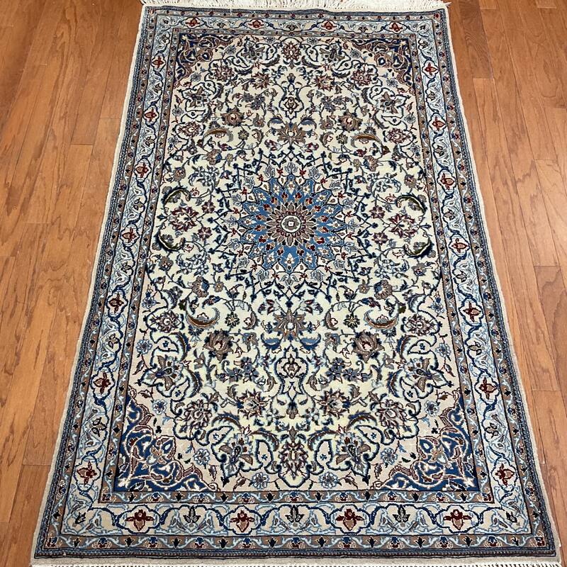 HERAT ORIENTAL Handmade Fine Nain Wool & Silk Rug - 3'11" x 6'5"