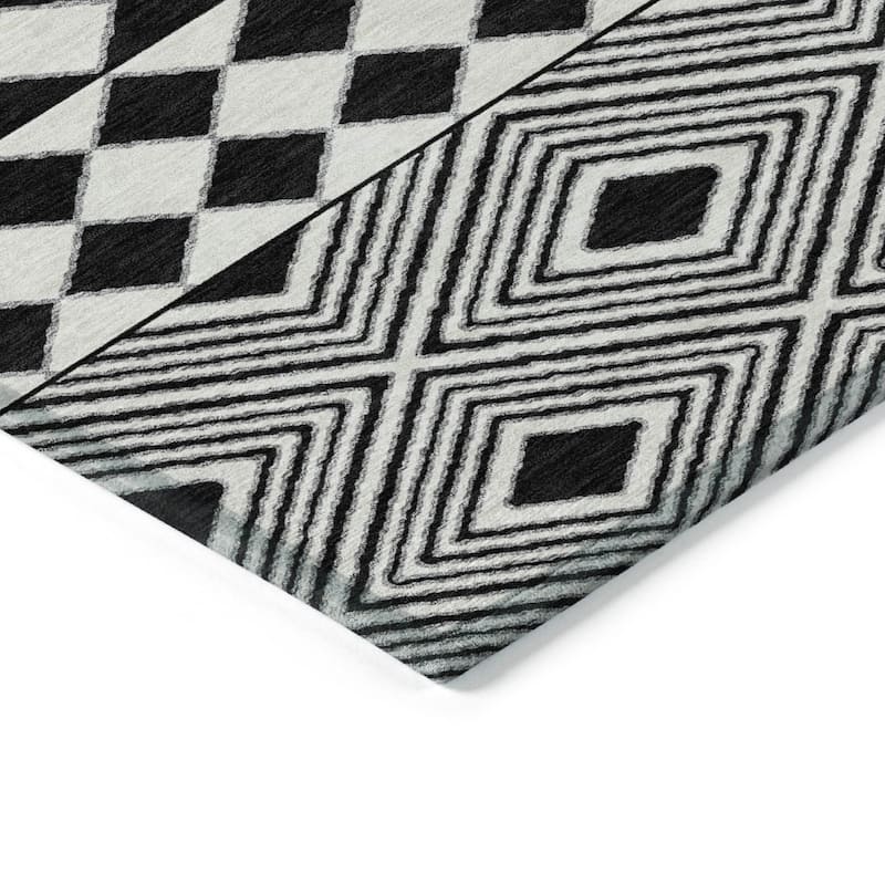 Machine Washable Indoor/ Outdoor Chantille Boho Moroccan Rug