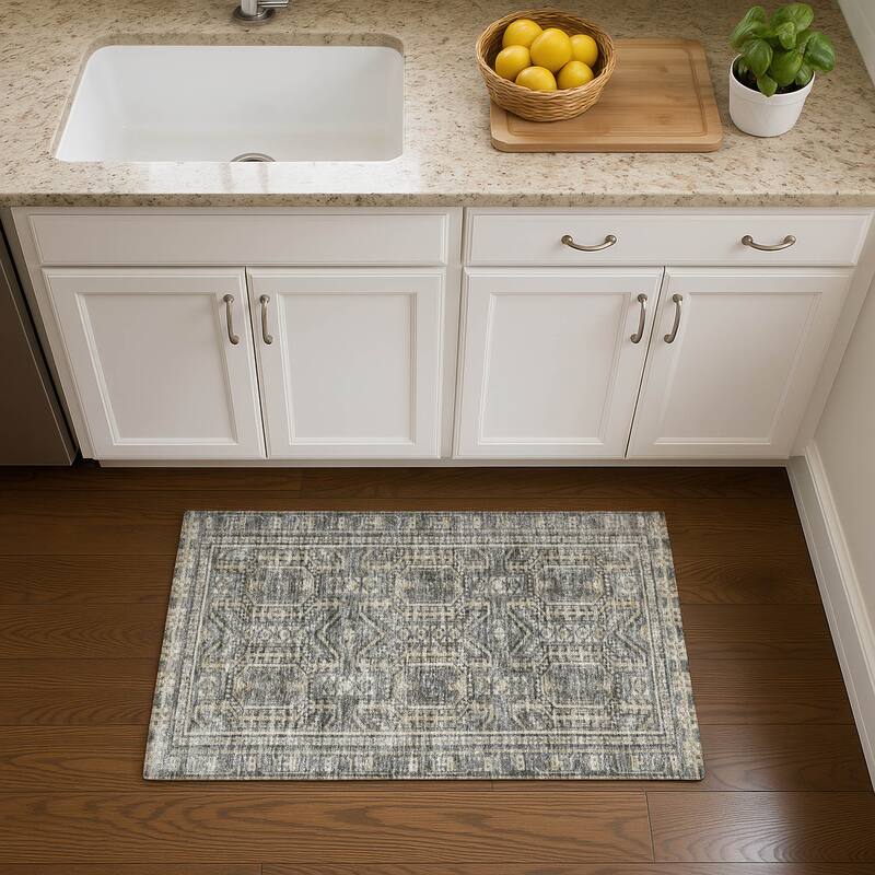 Premium Washable Super Soft Traditional Global Mayfield Rug - Pewter - 1'8" x 2'6"