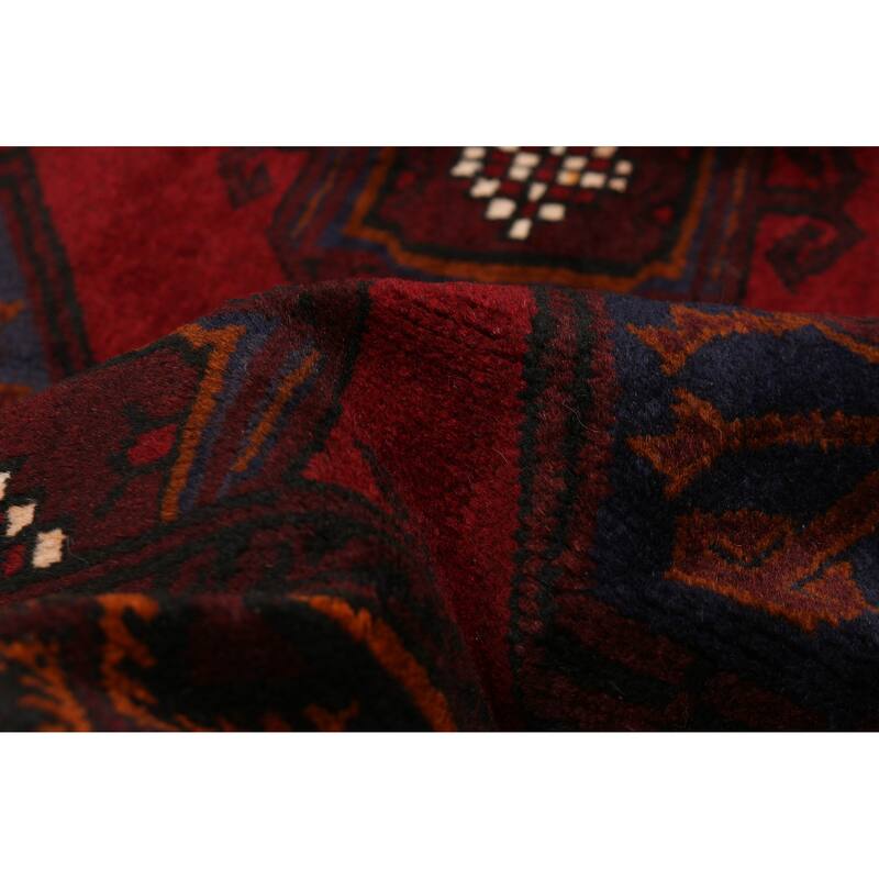 Teimani Red Rug 5'5" x 10'0" - 5'5 x 10'0