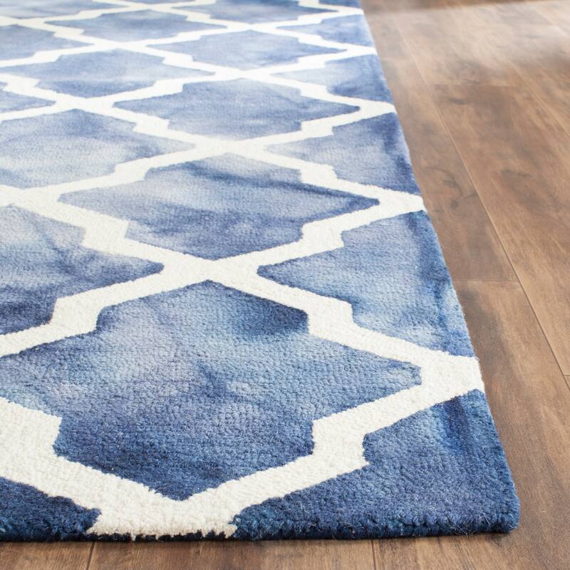 SAFAVIEH Handmade Dip Dye Ivona Vintage Wool Rug