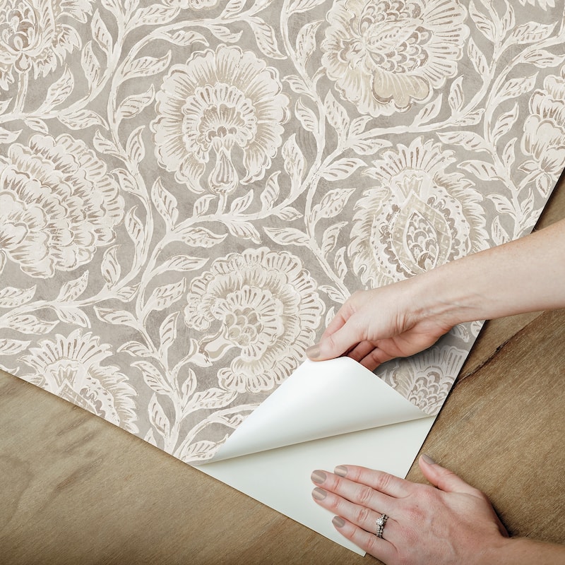 NuWallpaper Nabela Noor Home Aliviya Peppercorn Peel and Stick Wallpaper