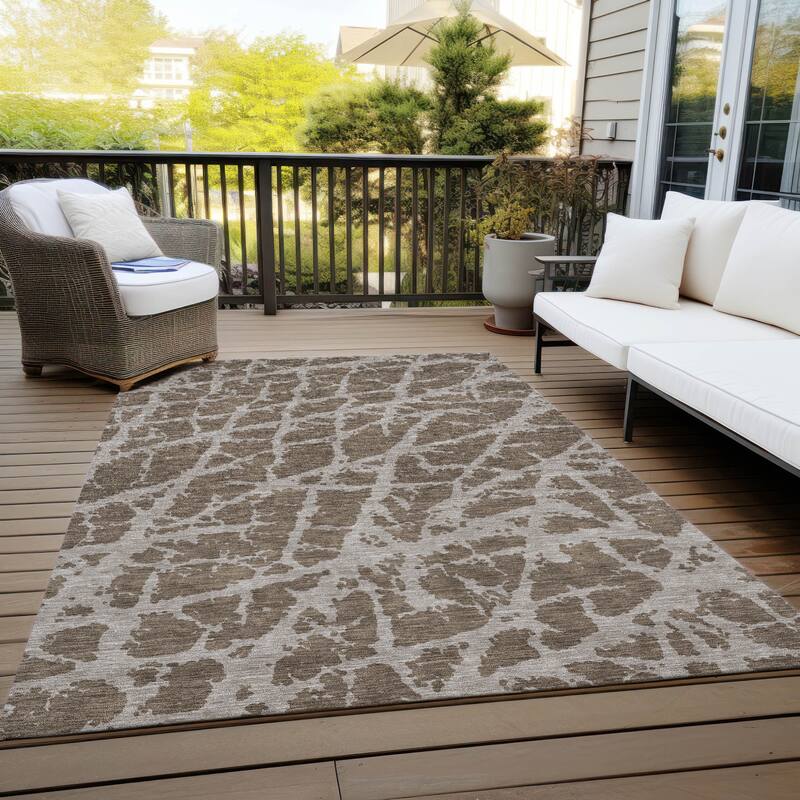 Varo Unique Abstract Weather Resistant Blended Style Outdoor Rug