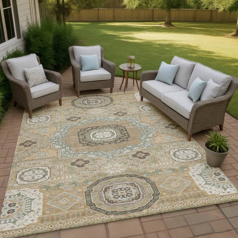 Machine Washable Indoor/ Outdoor Traditonal Isaiah Chantille Rug - Gold - 3' x 5'