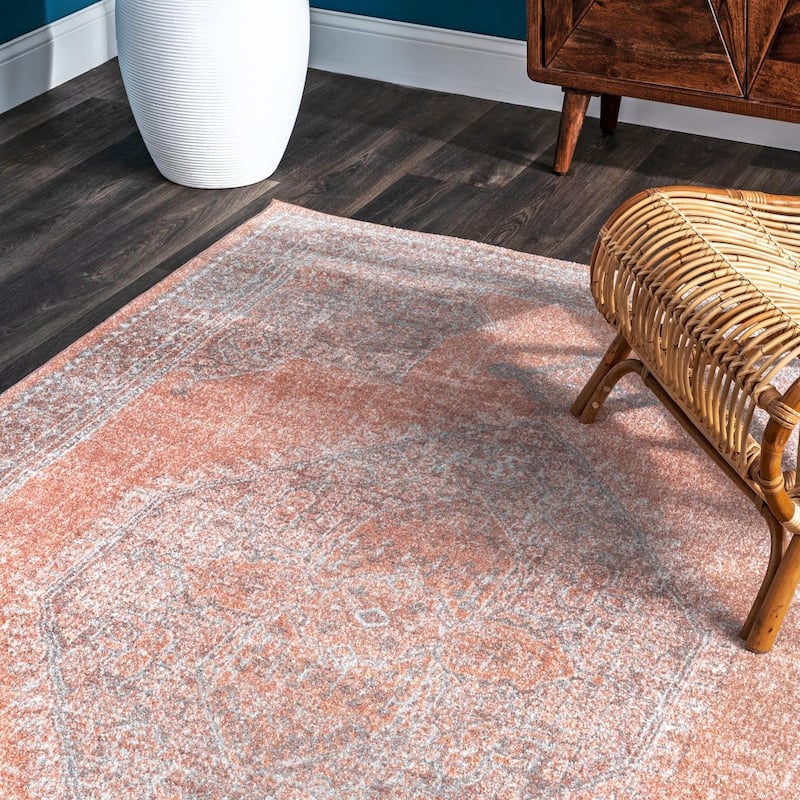 Nuloom Traditional Vintage Medallion Marg Area Rug