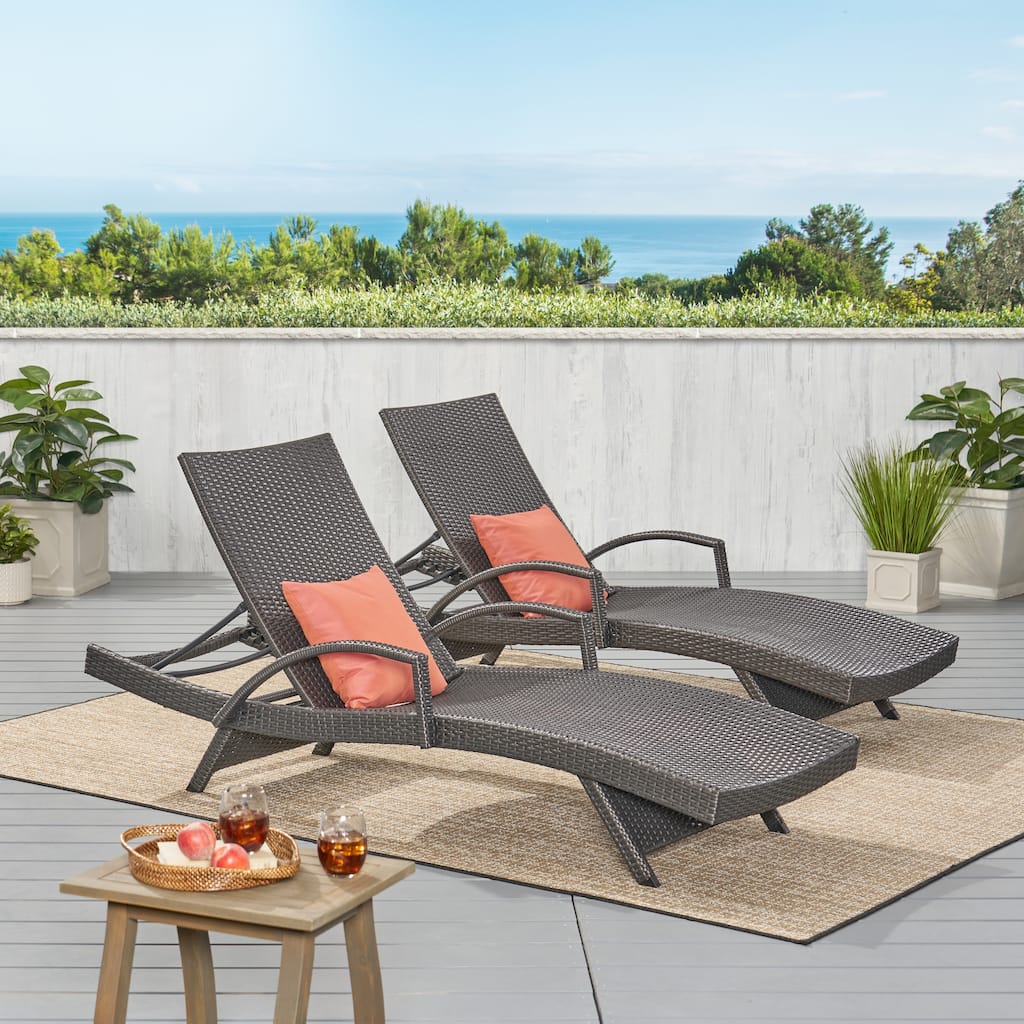 Outdoor Curved Wicker Lounge Chair Set of 2, Water Resistant Adjustable Reclining Chairs with Armrests & Folding Legs