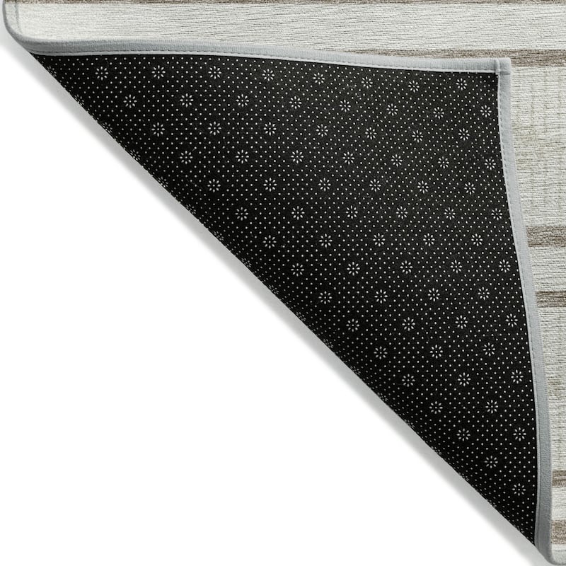 HomeRoots Geometric Transitional Rectangle Outdoor Rug