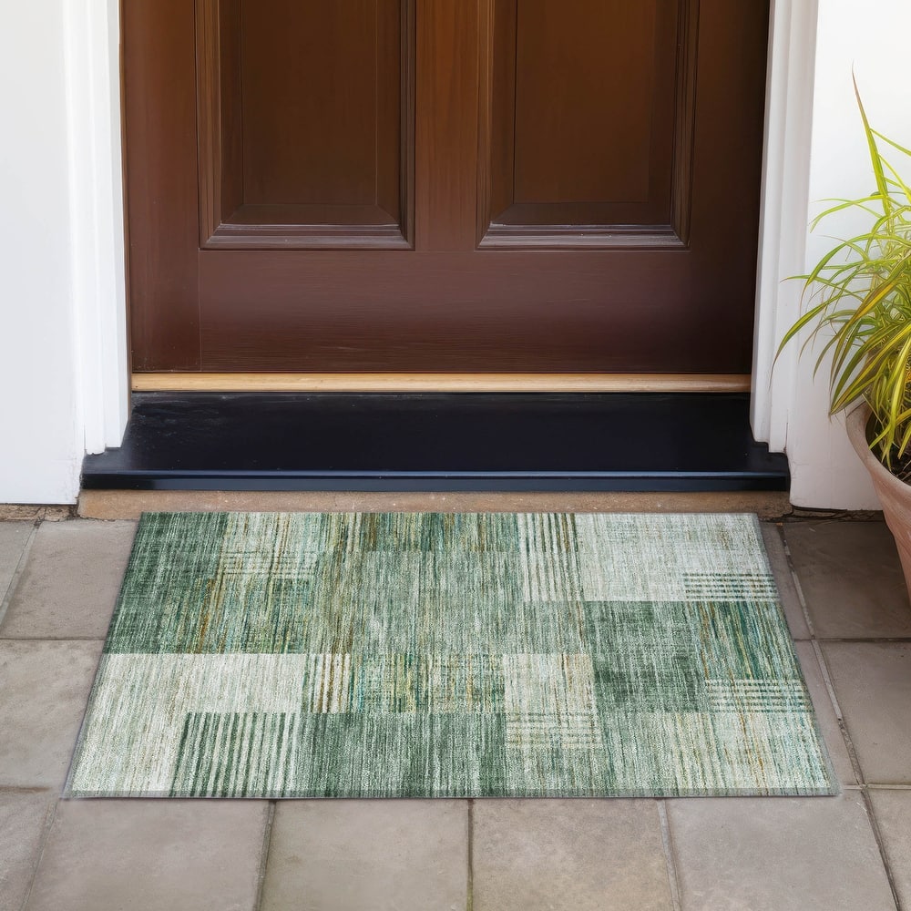 Machine Washable Indoor/Outdoor Contemporary Geo Chantille Rug