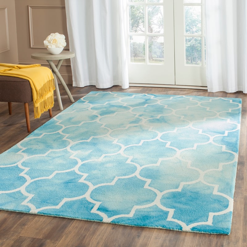 SAFAVIEH Dip Dye Anasthasie Hand-tufted Wool Geometric Area Rug - 3' x 5' - Turquoise/Ivory