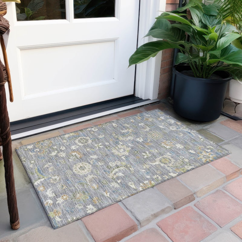 Machine Washable Indoor/ Outdoor Traditional Chantille Rug - Gray - 1'8" x 2'6"