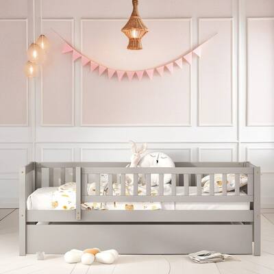 Maximized Space Kids Furniture Twin Size Wood Daybed Kids Bed with Trundle and Fence Guardrails, Gray