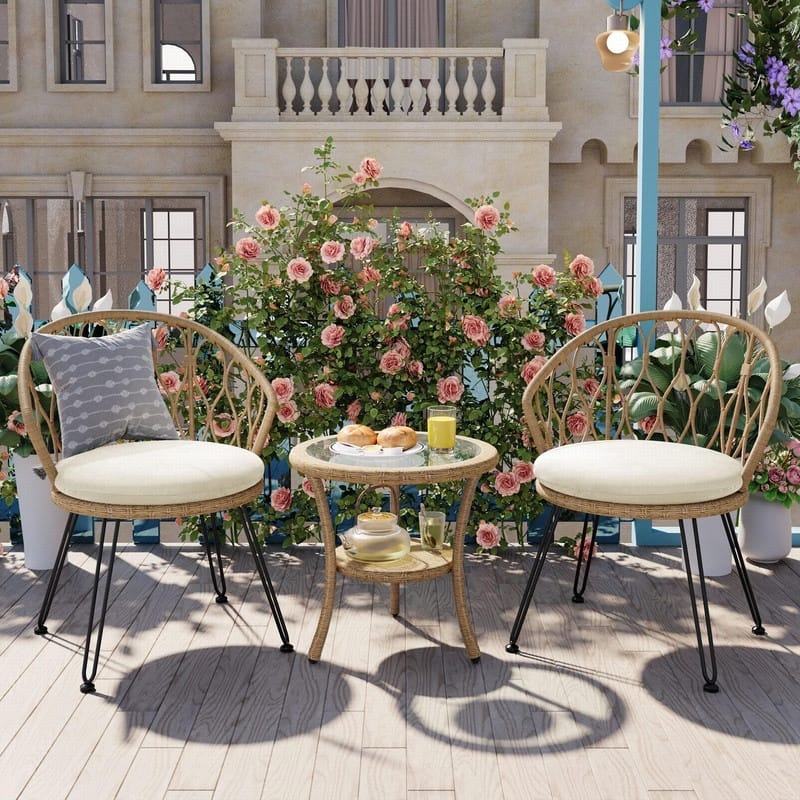 2-Person Outdoor Leisure Set with Glass Round Table and Cushions for Patios and Balconies