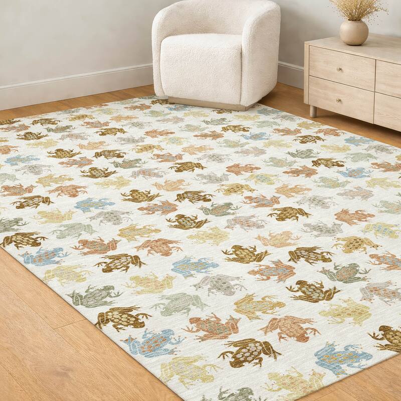 Machine Washable Indoor/ Outdoor Modern Frogs Chantille Rug