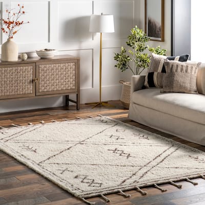 Nuloom Prima Moroccan Wool Tassel Area Rug