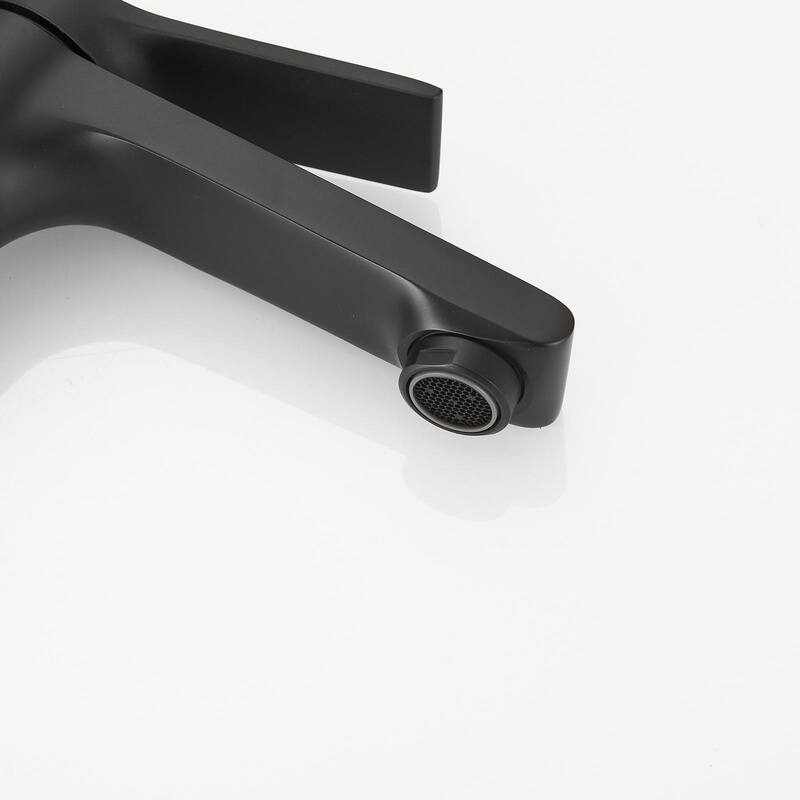WIZ Matte Black Bathroom Sink Faucet