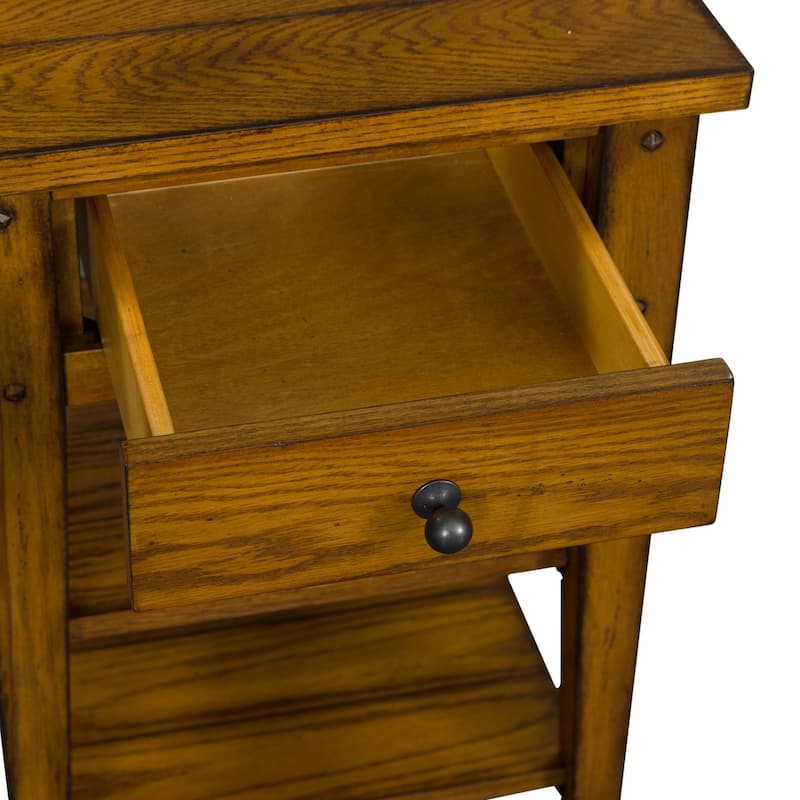 Lake House Oak Chair Side Table