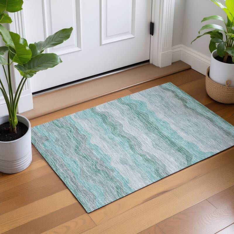 Machine Washable Indoor/ Outdoor Ombre Stripes Chantille Rug