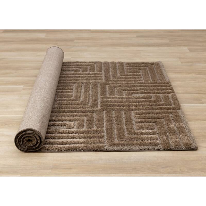 Lincoln Collection - Modern Luxurious Brown Plush Maze Area Rug