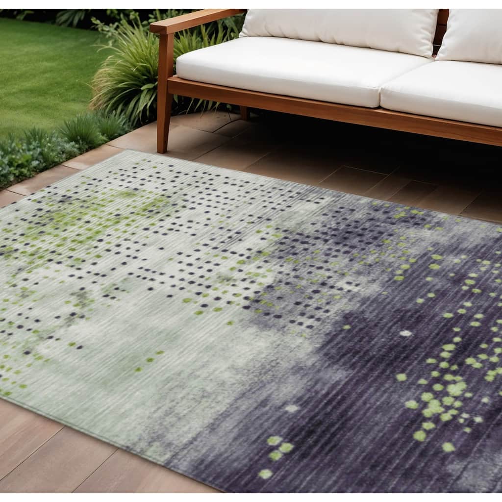 HomeRoots Geometric Transitional Rectangle Outdoor Rug