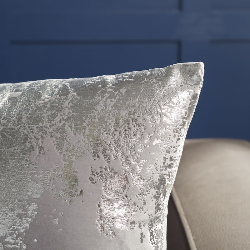 SAFAVIEH Siubhan 18-inch Pillow