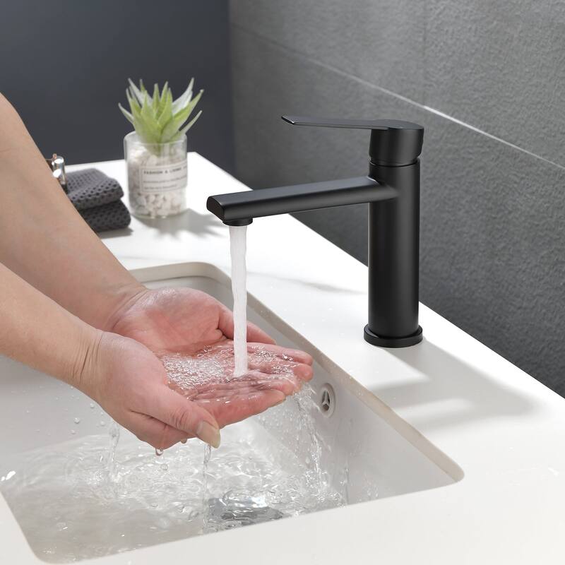 Single Handle Single Hole Bathroom Faucet