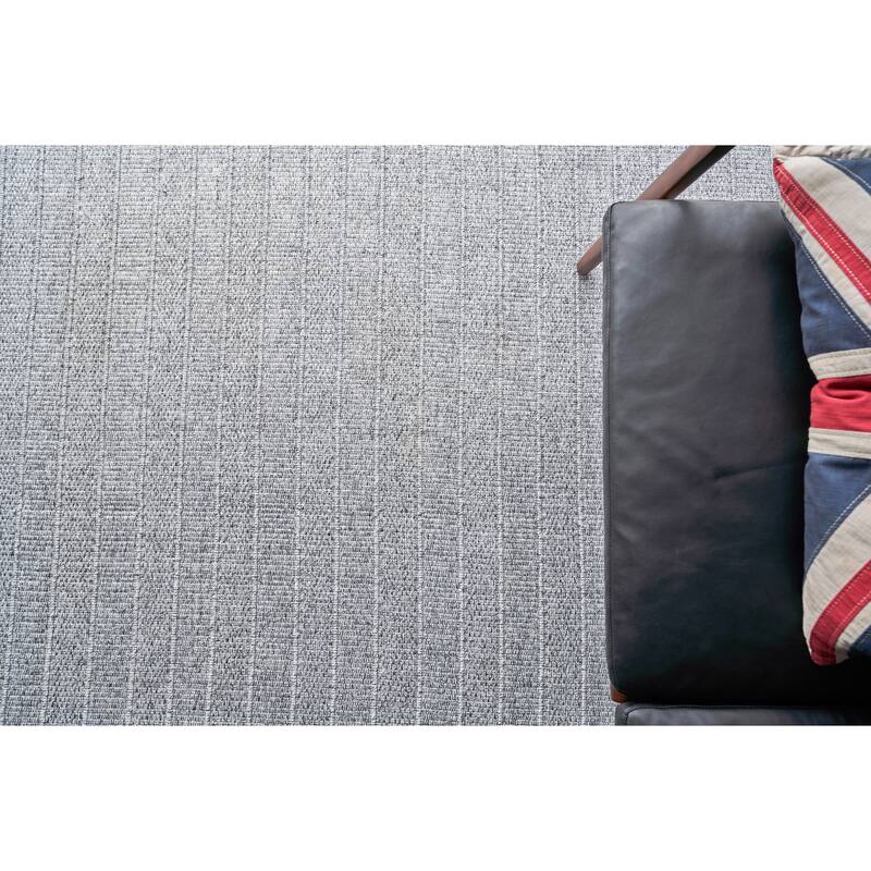 Nova Indoor/Outdoor Flatweave PET yarn Grey Area Rug.