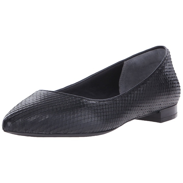 rockport pointed toe flat