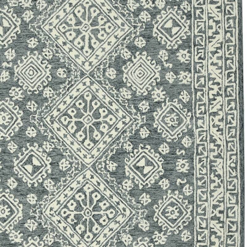 HomeRoots Geometric Transitional Rectangle Area Rug - 132.00 in. x 96.00 in. x 0.40 in.