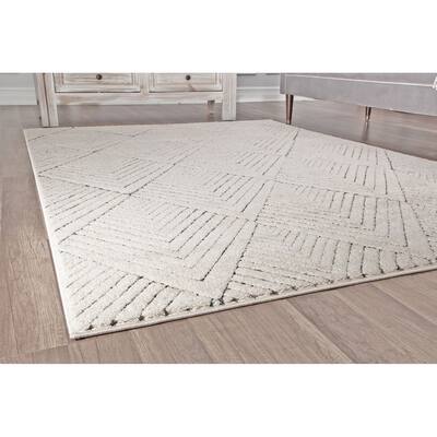 Cadence Geometric Contemporary CosmoLiving Rug by Cosmopolitan