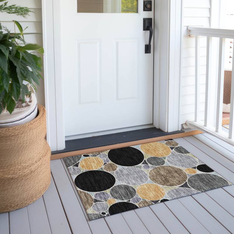 Machine Washable Indoor/ Outdoor Contemporary Rowan Chantille Rug - Black - 1'8" x 2'6"