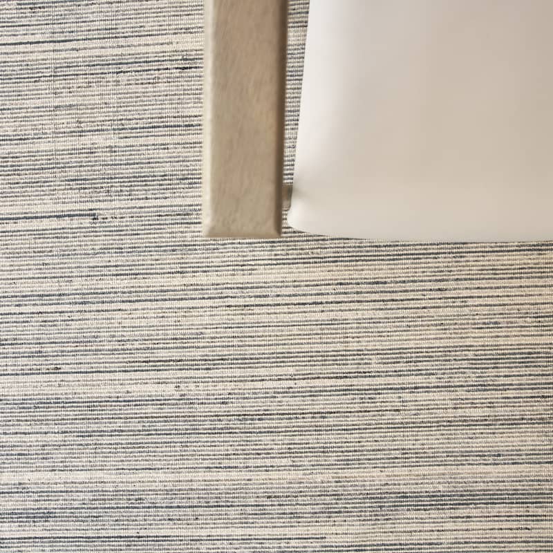 EXQUISITE RUGS Carmen Hand-loomed PET yarn Ivory/Blue Area Rug.
