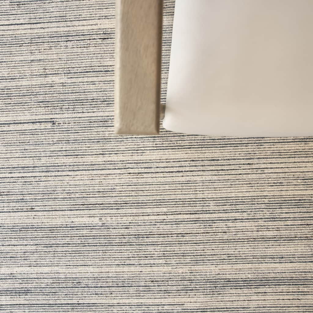 EXQUISITE RUGS Carmen Hand-loomed PET yarn Ivory/Blue Area Rug.