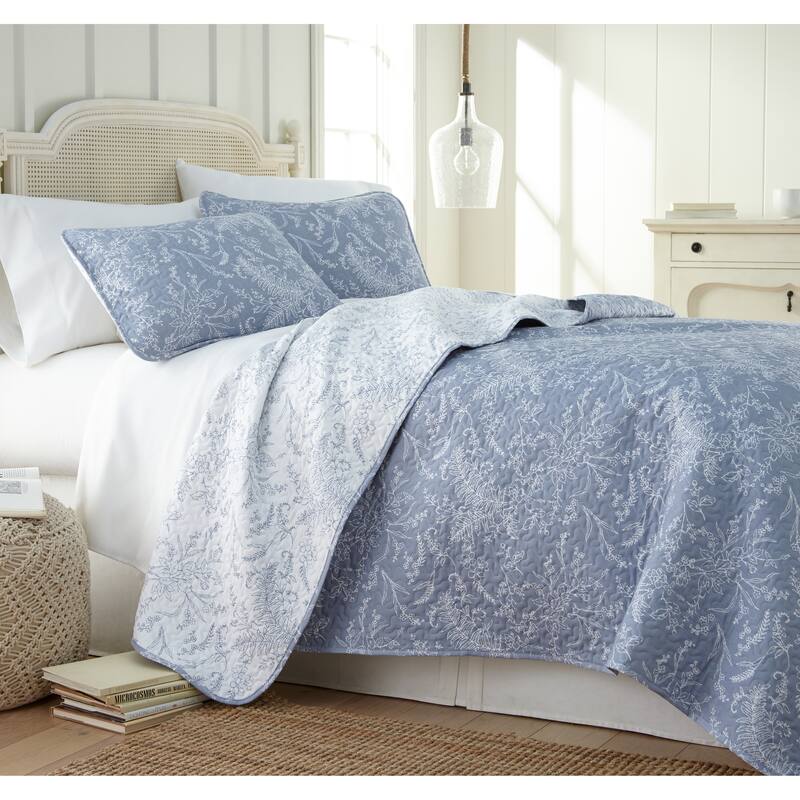 Vilano Ultra-Soft Lightweight WinterBrush 3-piece Quilt and Sham Set - Blue - Twin - Twin XL