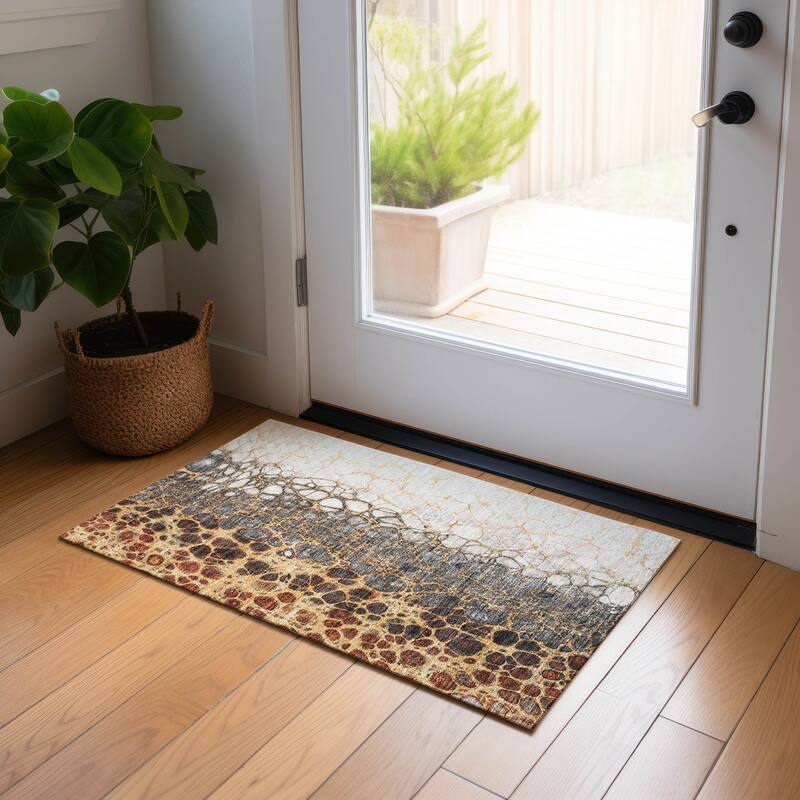 Machine Washable Indoor/ Outdoor Chantille Abstract Cobblestone Rug - Ivory - 1'8" x 2'6"