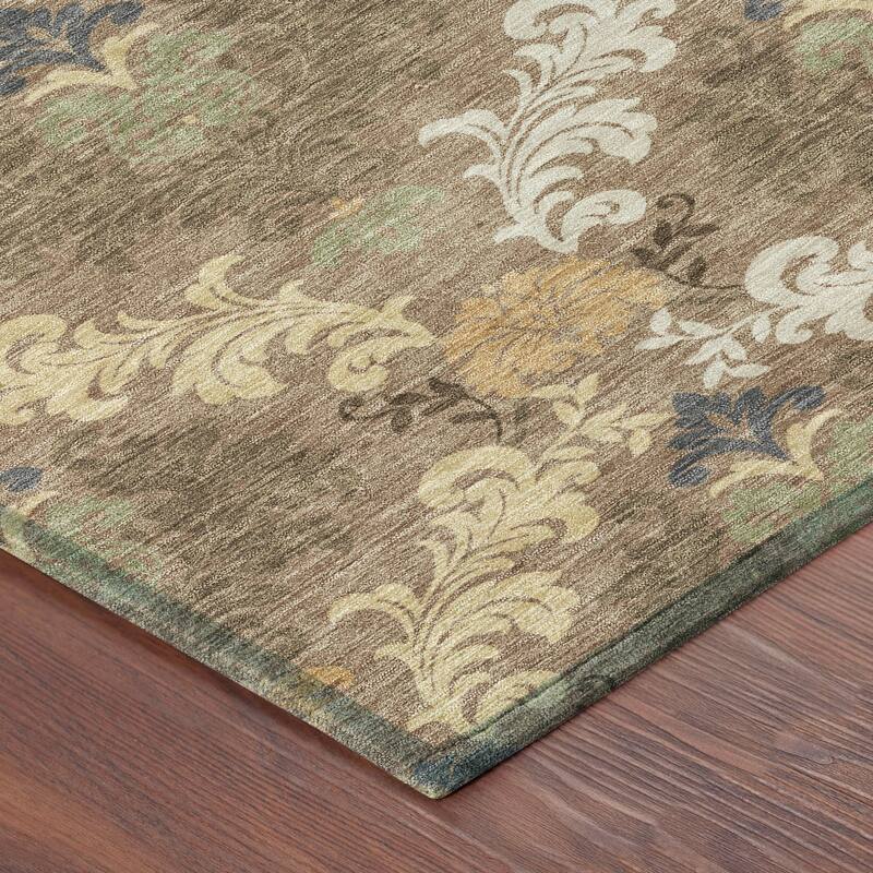 Machine Washable Indoor/ Outdoor Damask Patna Chantille Rug